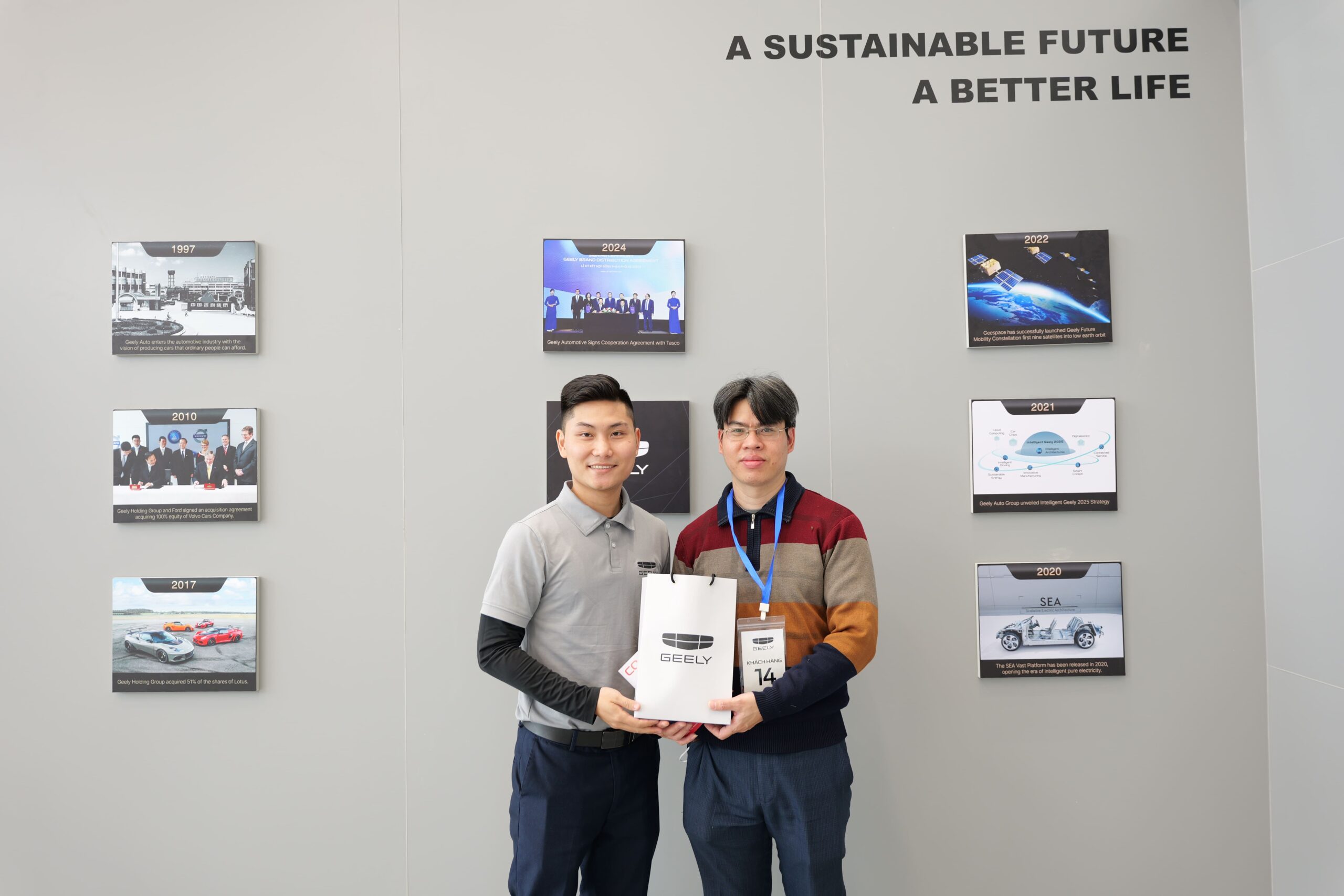 Những món quà độc quyền Geely Phú Quốc tri ân khách hàng 