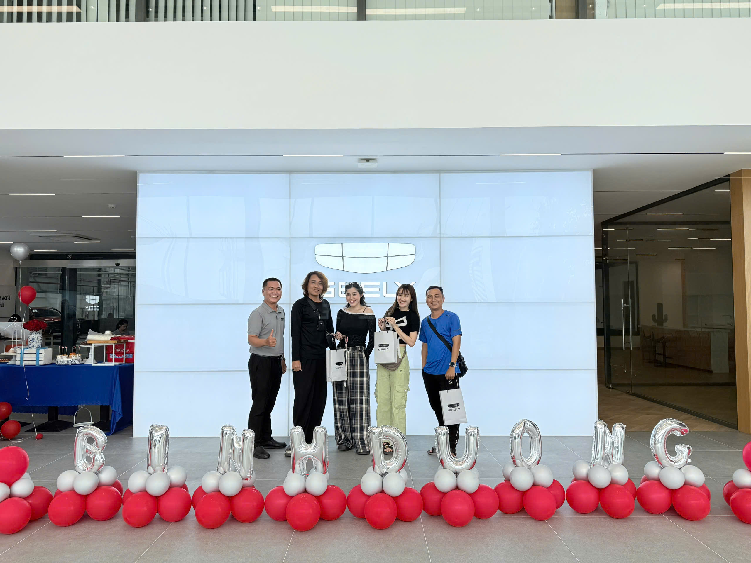 Geely Bình Dương tiếp nối sự kiện lái thử ngày 23/2